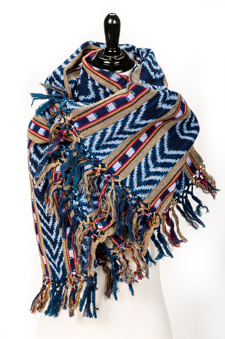 3 Tips To Style Shawls Effortlessly