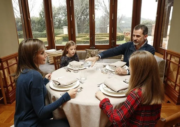 The Royal Household of Spain released a video showing events and domestic lives of King Felipe, Queen Letizia, Princess Leonor and Infanta Sofía