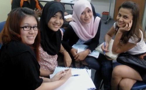 Upah format thesis image