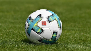 إصابتان جديدتان بكورونا في الدوري الألماني تهددان استئناف "البوندسليغا"