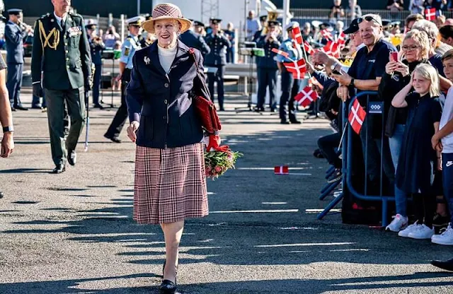 Queen Margrethe arrived at Hanstholm Harbor in Thisted and welcomed by Mayor Ulla Vestergaard