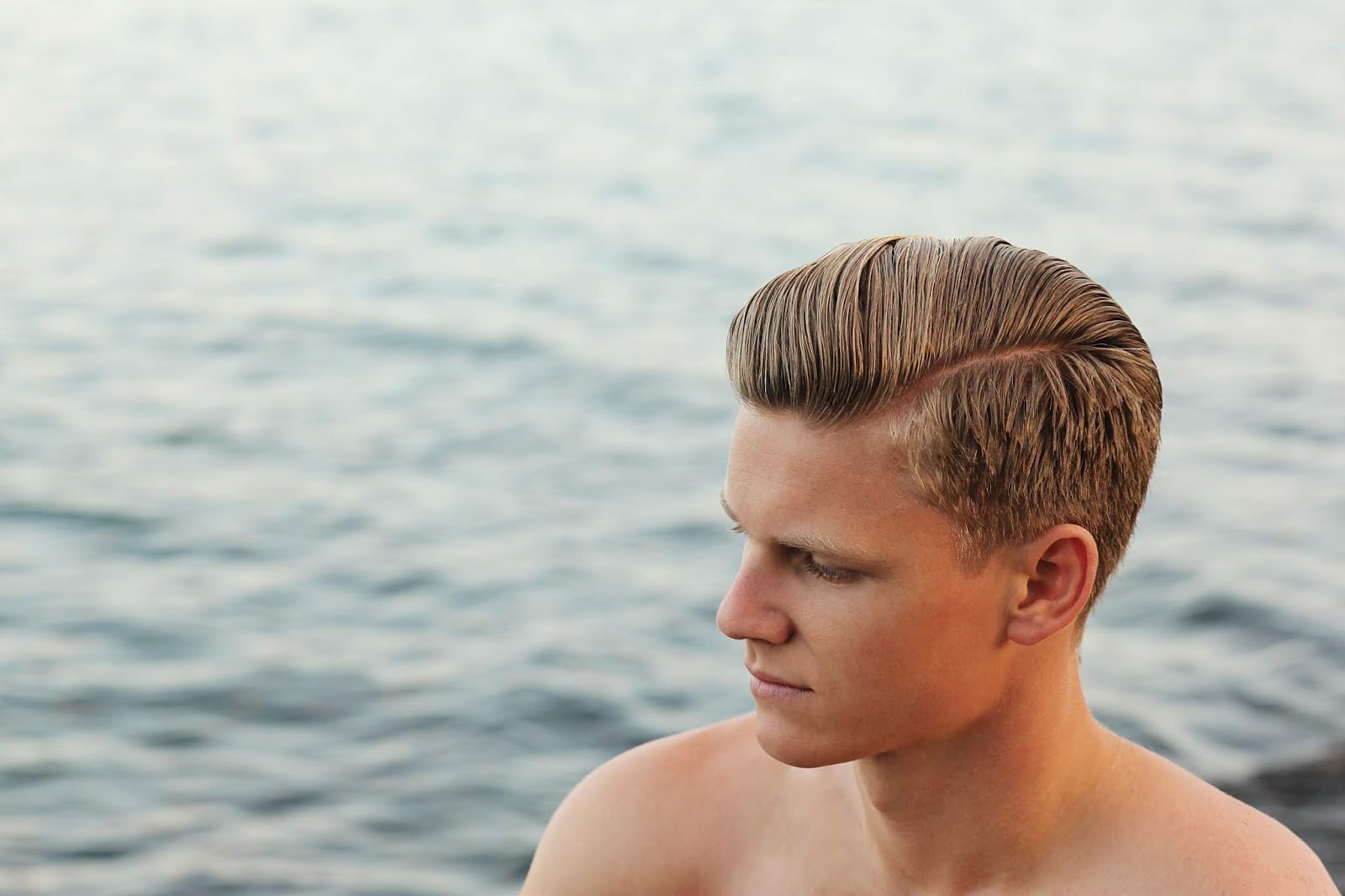 Sexy men's toupee by Hairbro