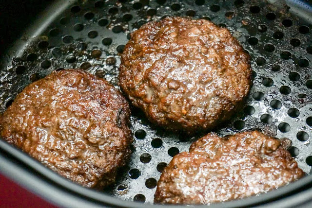 Air Fryer Hamburgers