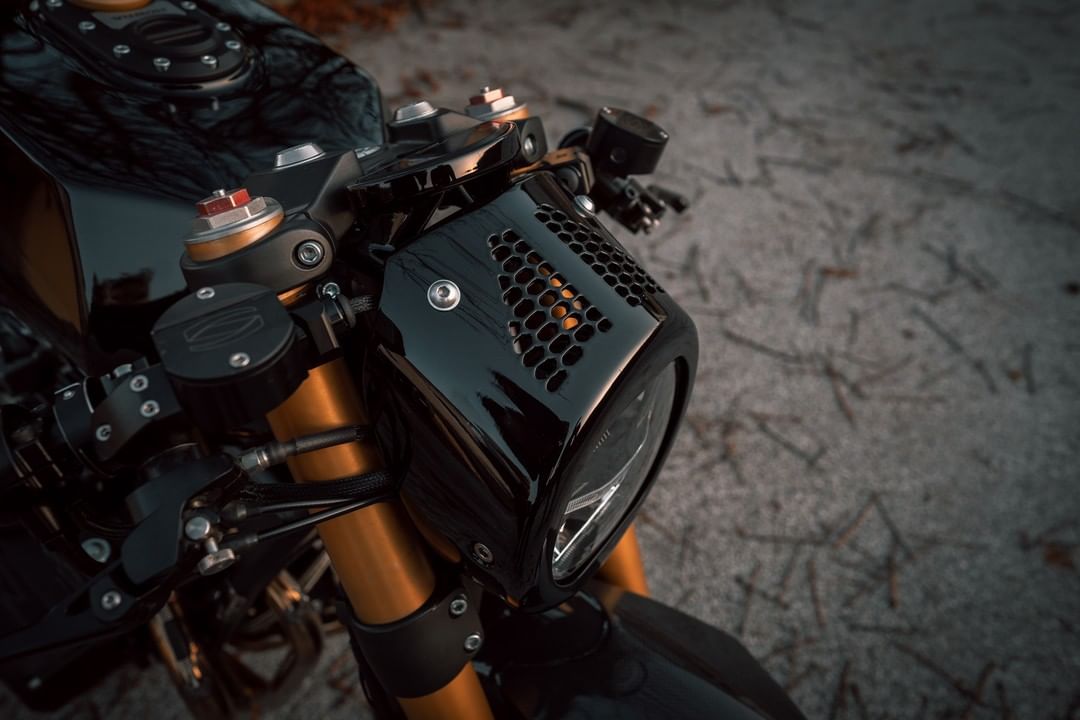 Honda cb900r