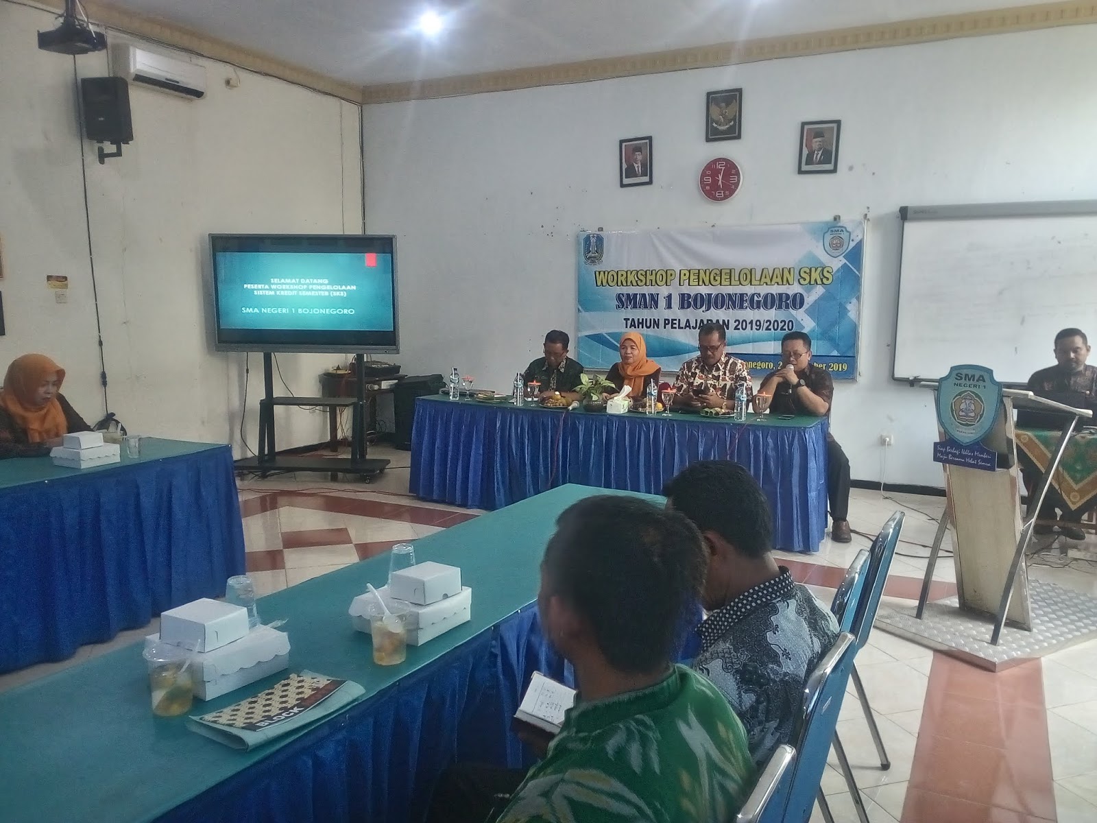 Workshop Pengelolaan Sistem Kredit Semester di SMA Negeri 1 Bojonegoro