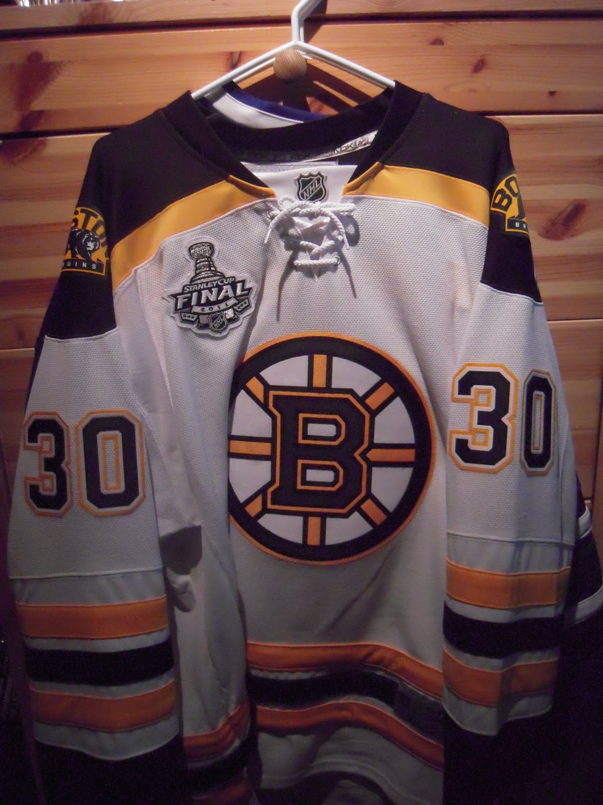 how to get stains out of hockey jerseys