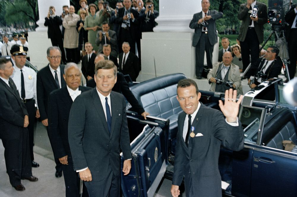 JFK with astronaut Gordon Cooper 5/21/63