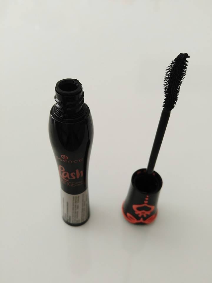 Essence Lash Princes Hacim Maskara