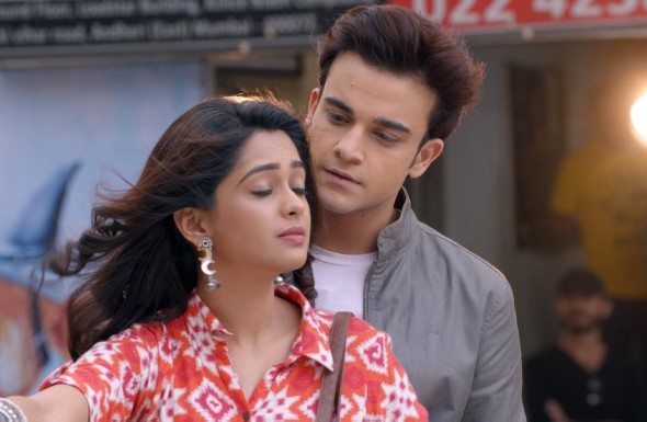 Will Rhea play her dirty tricks to separate Ranbir and Prachi