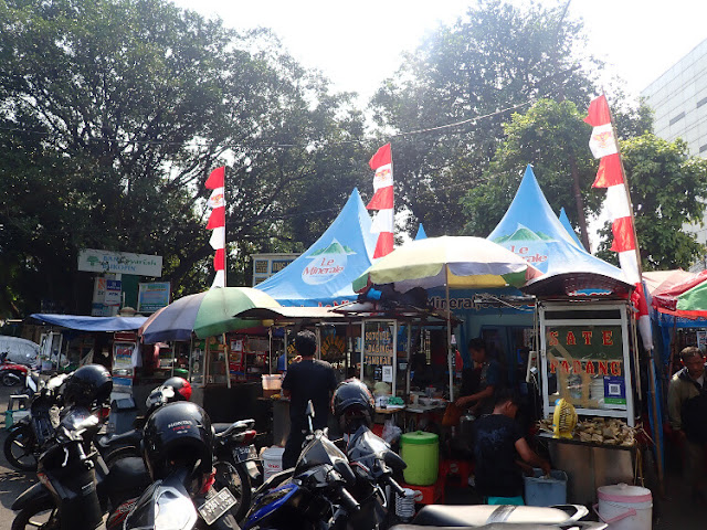 Ketagihan Tongseng Kambing Masjid Agung Sunda Kelapa
