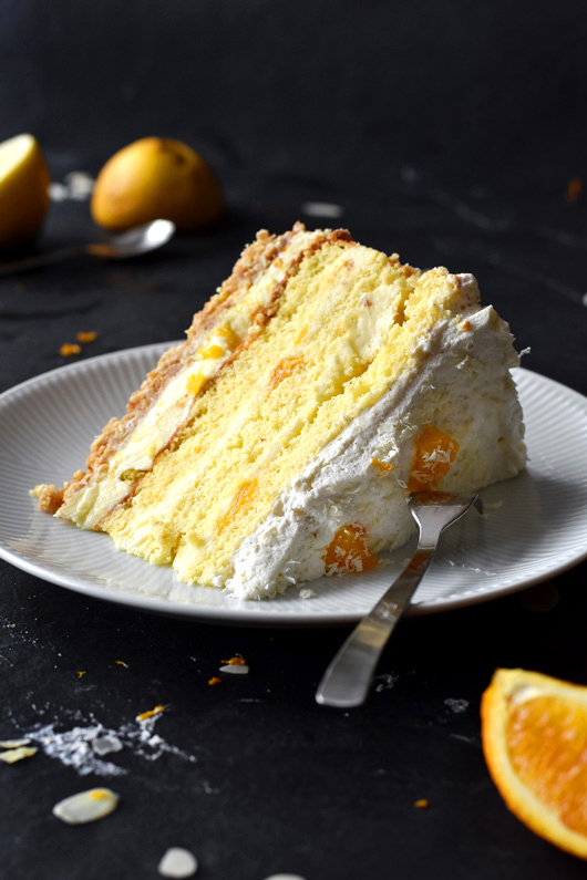 Rezept für eine sommerliche Orangentorte mit Zitronencreme