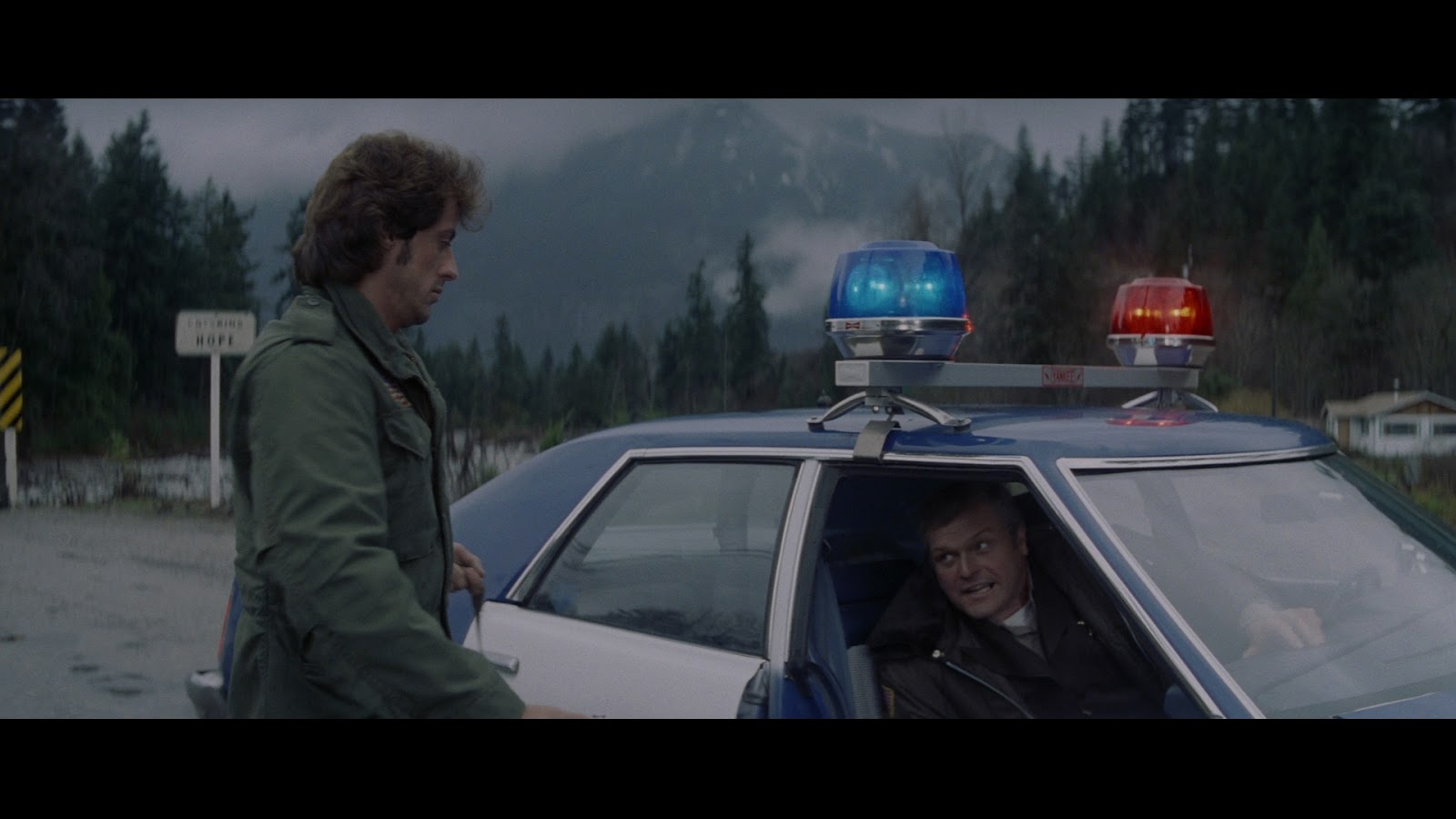 Rambo+%281982%29+1080p+BDRemux+Latino+-+Ingles.mkv_snapshot_00.07.45.202.jpg (1600×900)