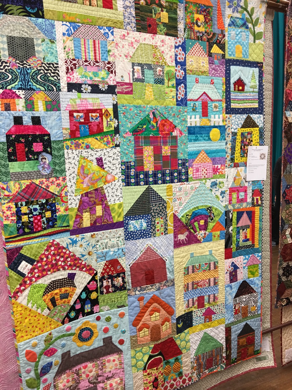 Blue Mountain Daisy Happy Days In Daisy Town A Finished Quilt 06E