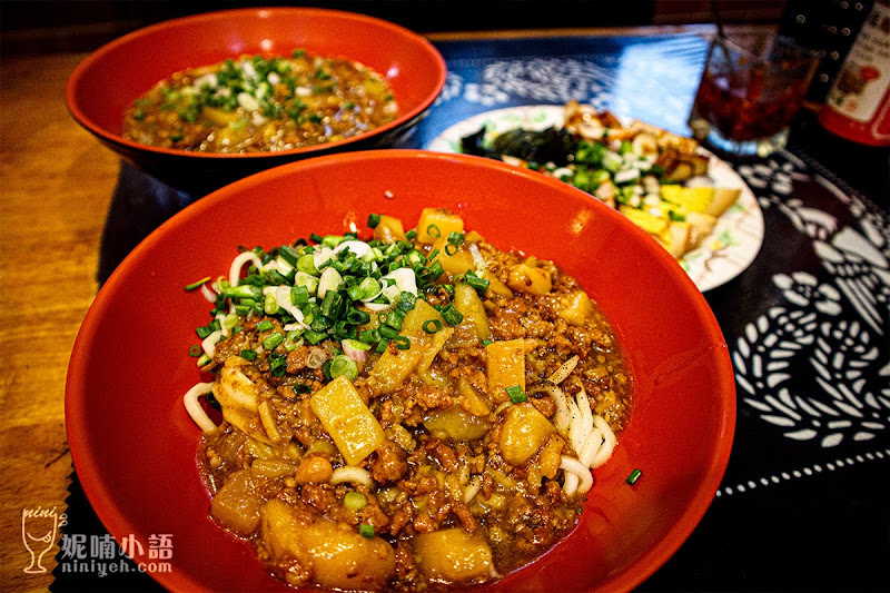 【金門美食】榕榕園麵館。金門在地人推薦獨門辣醬一絕 【金門美食】榕榕園麵館。金門在地人推薦獨門辣醬一絕