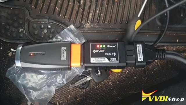 xhorse-toyota-rav4-2015-akl-12