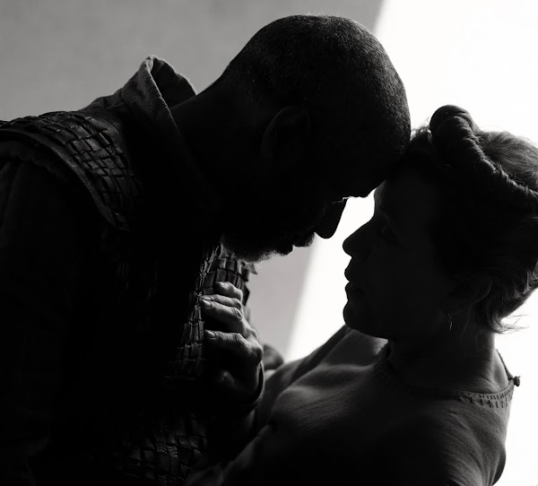 Denzel Washington y Frances McDormand en The Tragedy of Macbeth