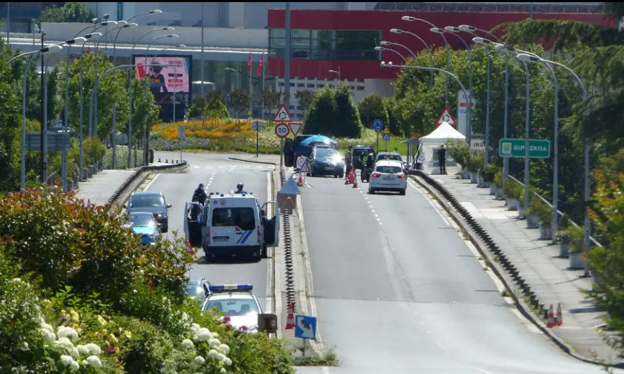 Corona Mauer Fallt Unsicherheit Bleibt Bask Info