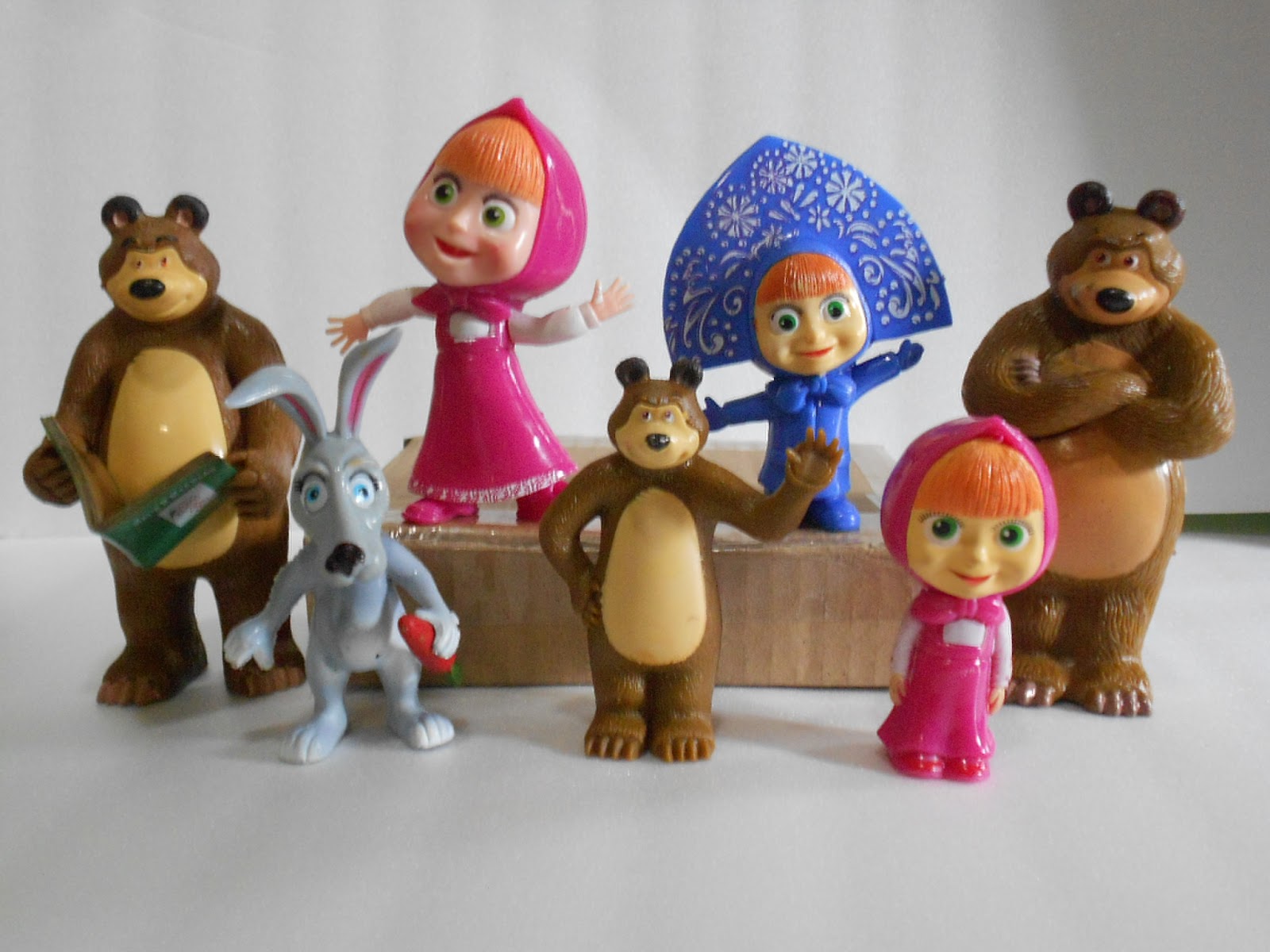 Hiasan Kue Ulang Tahun , Dummy + Background Kue Ulang Tahun: Hiasan kue