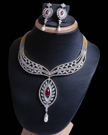 indiangoldesigns.com: Beautiful Bridal Indian Diamond Necklace Sets