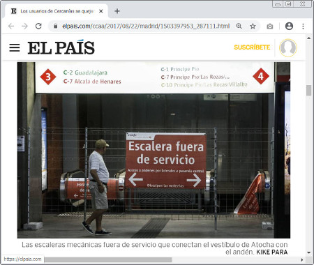 Vallas en escaleras mecánicas fuera de servicio de la estación de Atocha Cercanías.