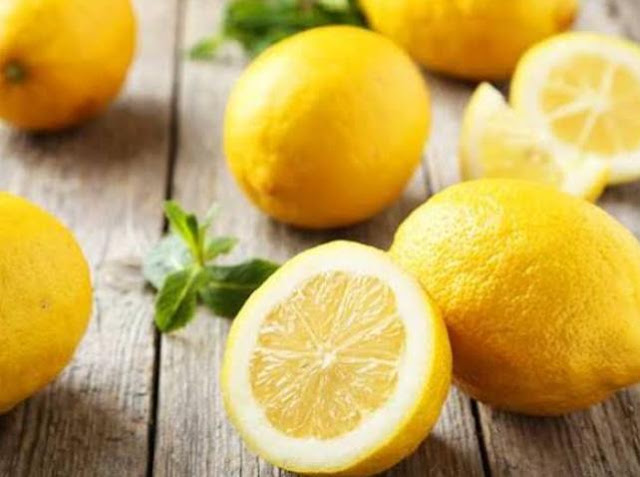 تعرف على استخدامات وحيل الليمون المختلفة تعرف على استخدامات وحيل الليمون المختلفة