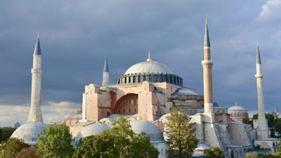 Resmi Dibukanya kembali Hagia Sophia Yang Difungsikan Sebagai masjid 