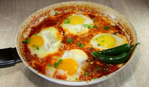 Необычная и вкусная яичница по-арабски: рецепт Шакшуки