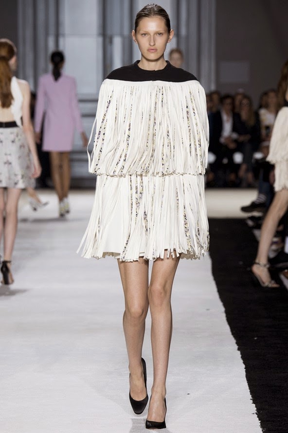  Giambattista Valli Spring-Summer 2015 Ready-To-Wear collection