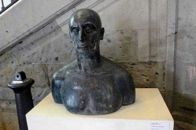 Bust at Le Musée des Beaux-Arts de Carcassonne