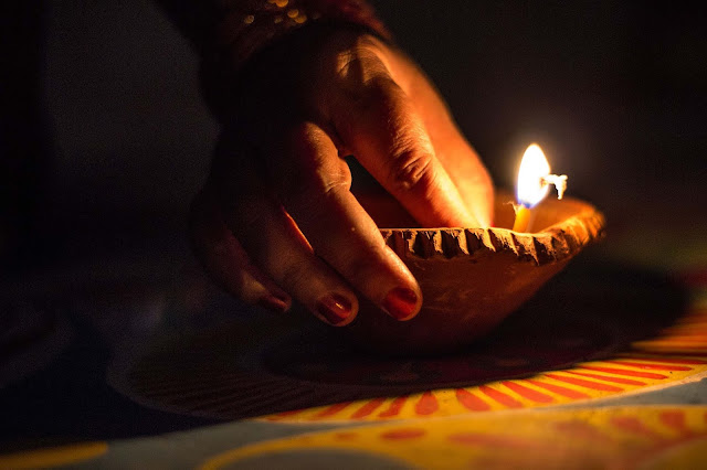 Diwali-dia-Image by pradippal from Pixabay