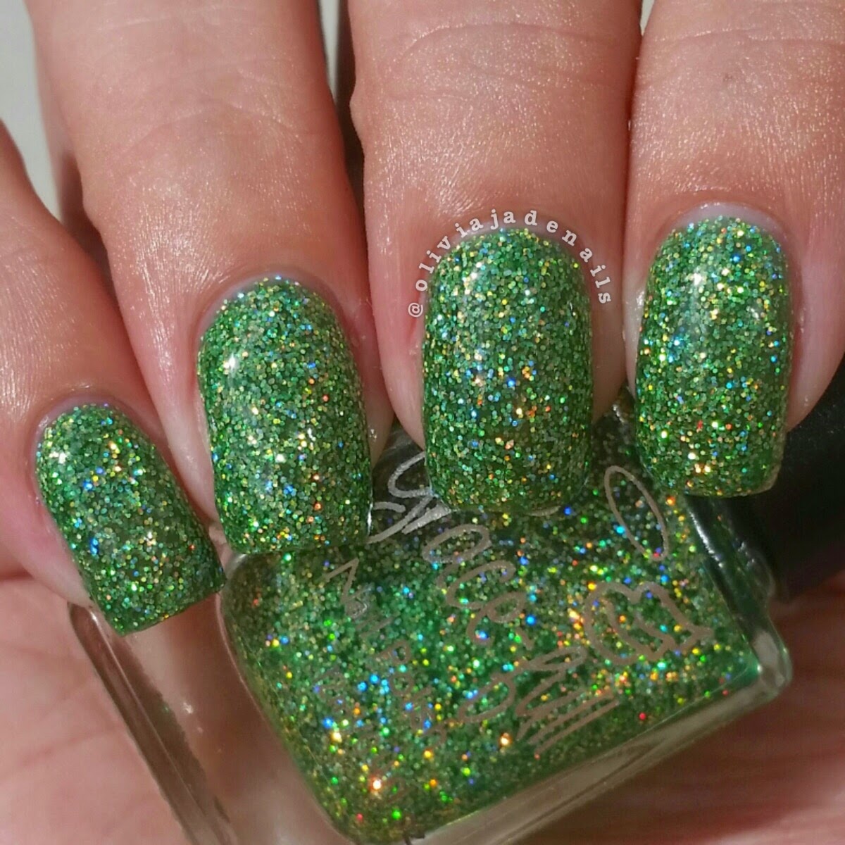 Grace-Full Body Shakin' swatched by Olivia Jade Nails