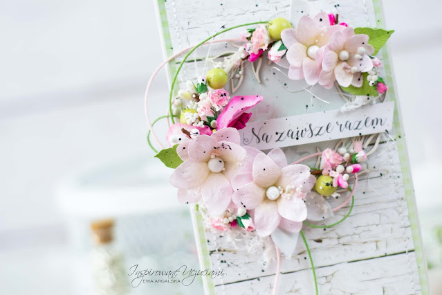 Wiosenna/Ślubna kartka z ręcznie robionymi kwiatami. Kolekcja Melody i wood Patterns od Lemoncraft.