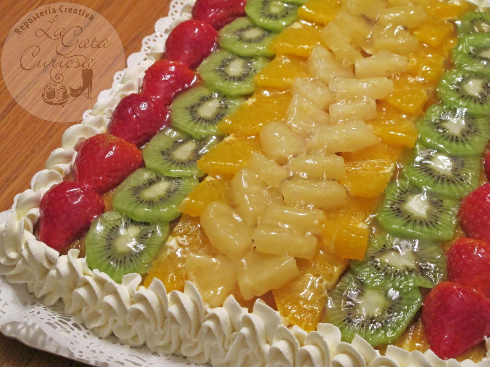 La Gata Curiosa Tarta De Crema Pastelera Yema Y Fruta Fresca