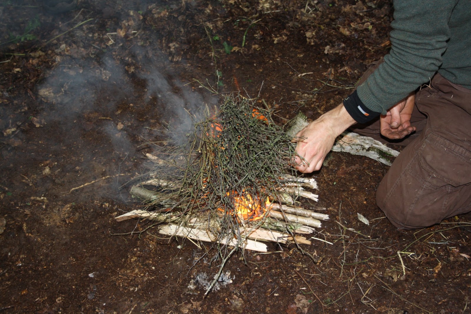 Wilderness Survival Skills - Joe O'Leary: Fire lighting - effective ...