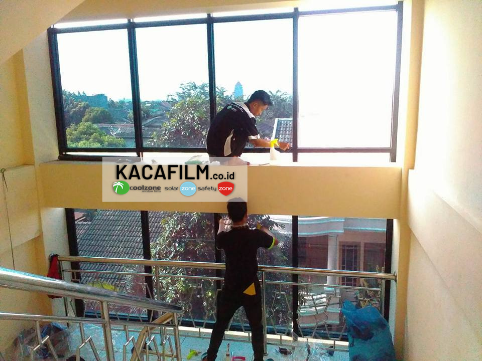 jasa pasang kaca film gedung di Cakung Jakarta Timur bergaransi