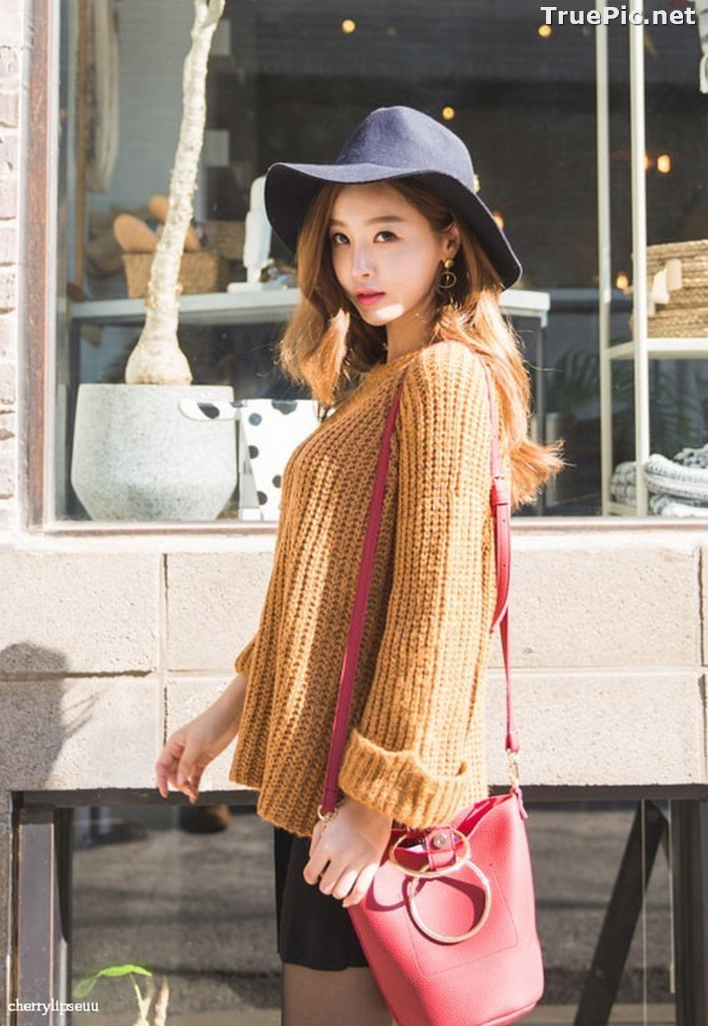 Image Korean Fashion Model - Ji Hyun - Casual Outdoor Collection - TruePic.net - Picture-25