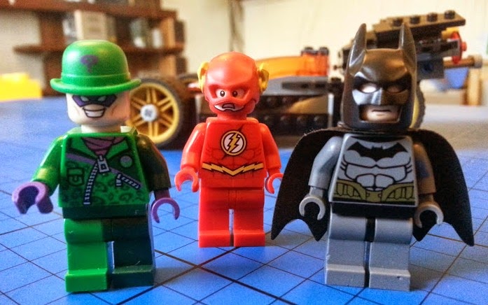 The Brick Castle: LEGO Batman: The Riddler Chase 76012 Review