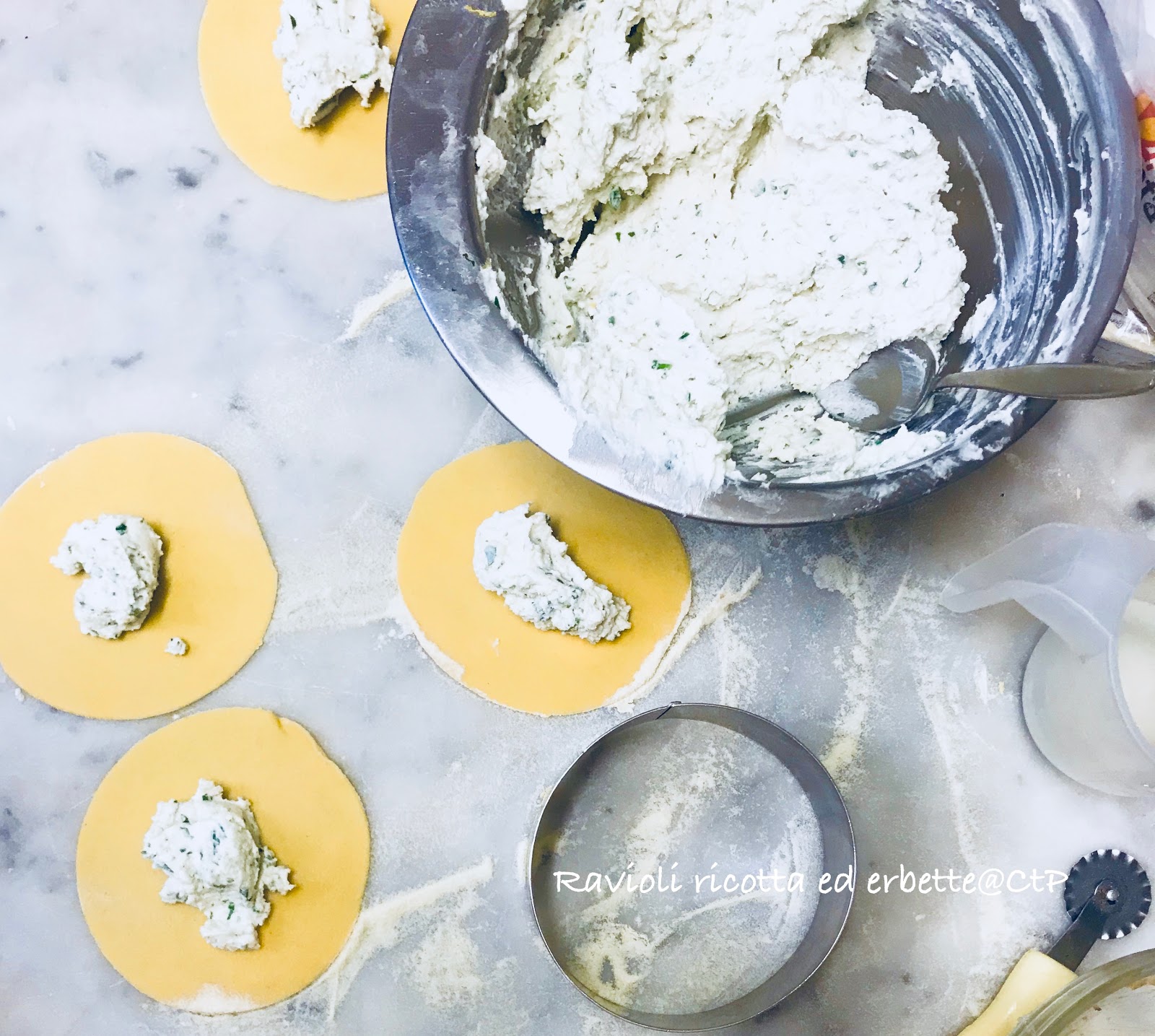 ravioli ricotta ed erbette e noce moscata alessandra ruggeri ravioli ricotta ed erbette e noce moscata alessandra ruggeri