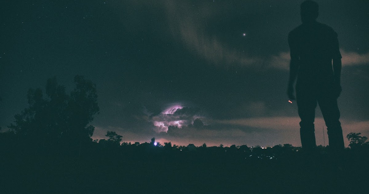 Hindi Poem: Andhera. A Travelers Journey In The Dark To Meet Her Love