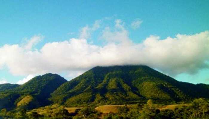 WISATA NTT - PESONA GUNUNG POCO NDEKI