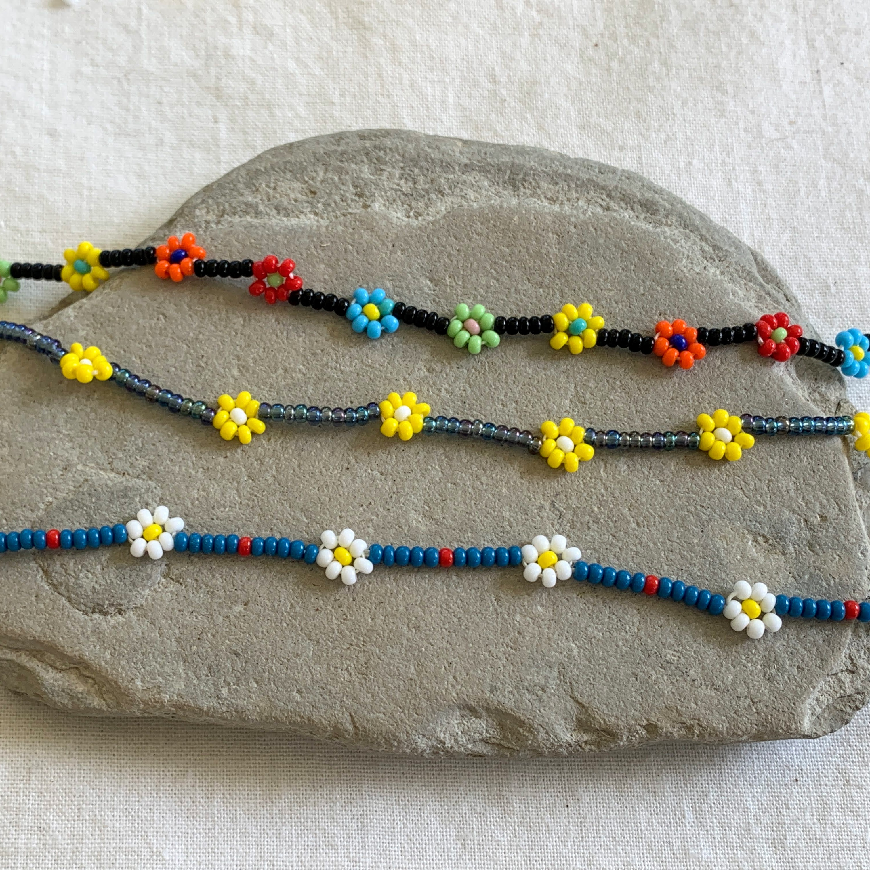 Lisa Yang Jewelry Native American Technique for Daisy Chain Stitch