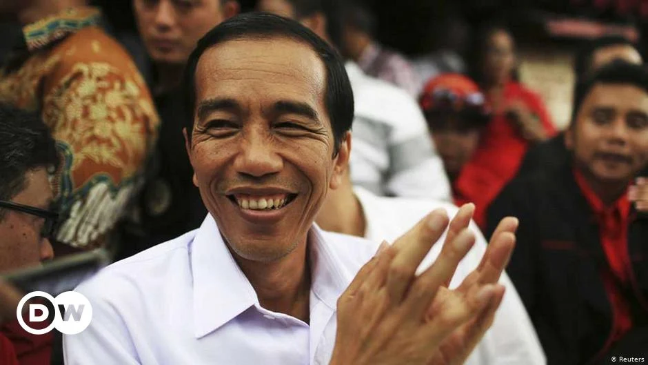 PKS Sentil Profesor Singapura: Coba Jelaskan di Mana Letak Prestasi & Luar Biasanya Jokowi..?!