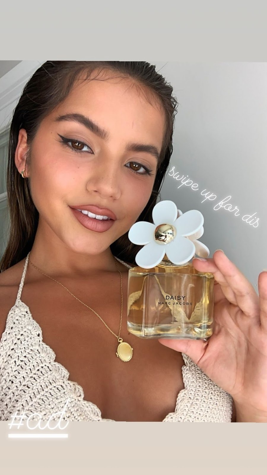 Isabela Merced – Personal Photos 05/31/2020