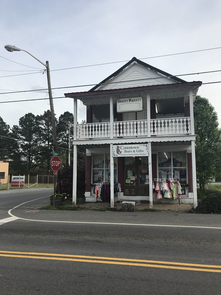 Cross Plains, Tennessee