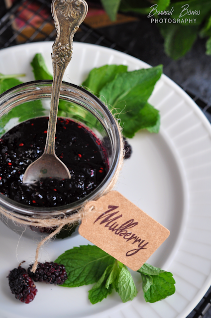 Mulberry jam preserve