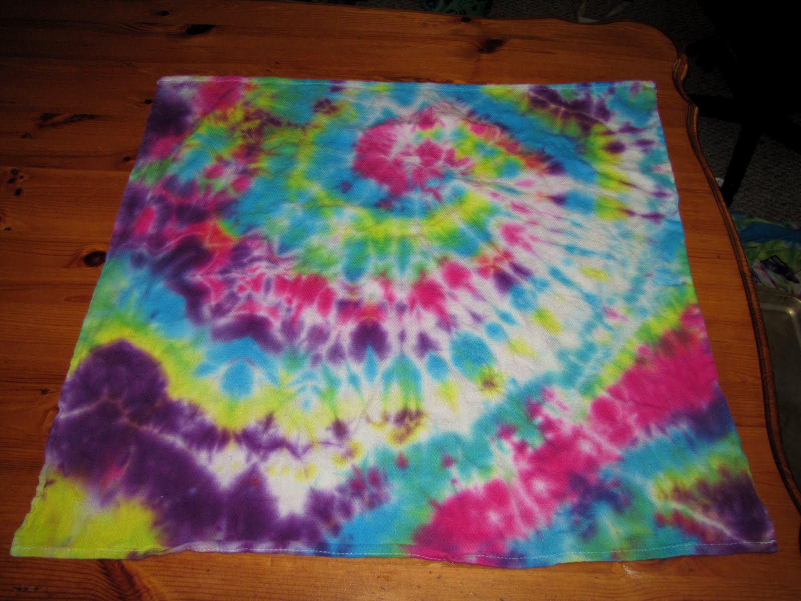 Tie Dying Diapers – A Flats/Handwashing Challenge Post! | SAPsMaMa