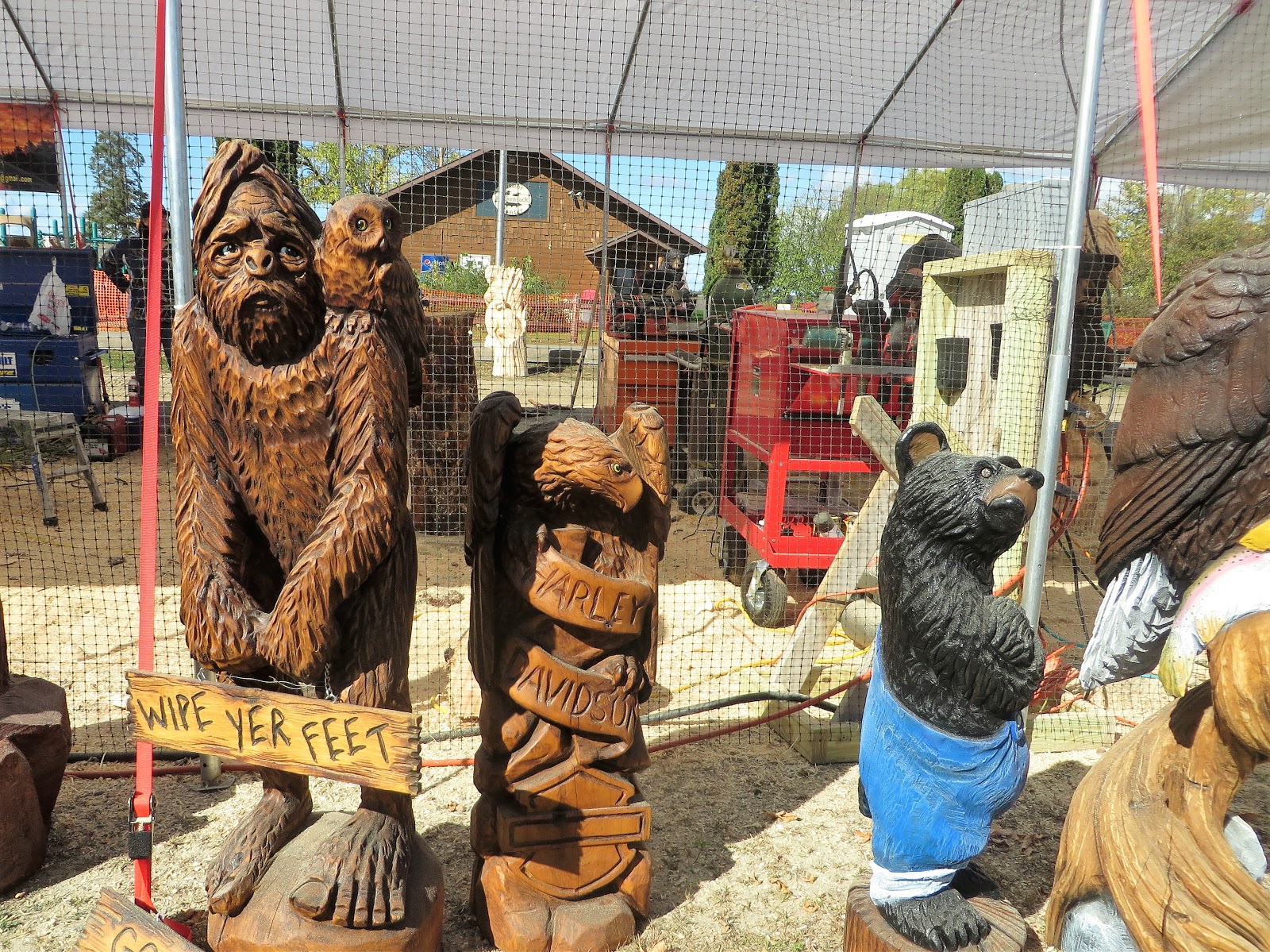 Ever Ready Chainsaw Carving Event