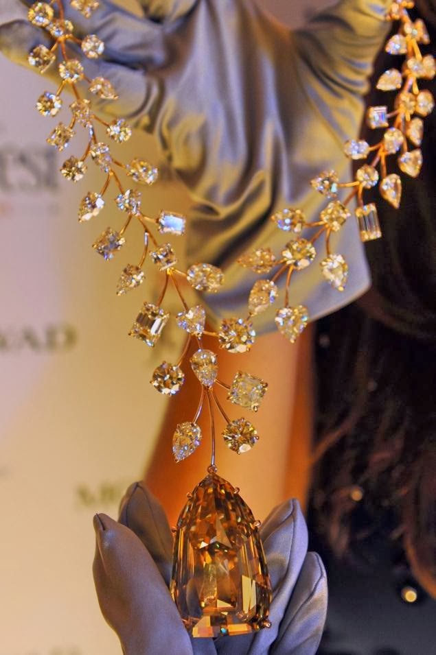 The World’s Most Expensive Necklace Worth 55 Million On Sale Fashion