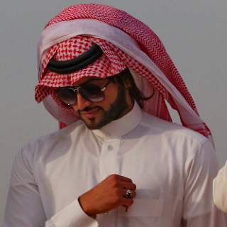 Dead In The World Fare Inappropriate شباب سعوديين خقق بالشماغ Dig Leather Regarding