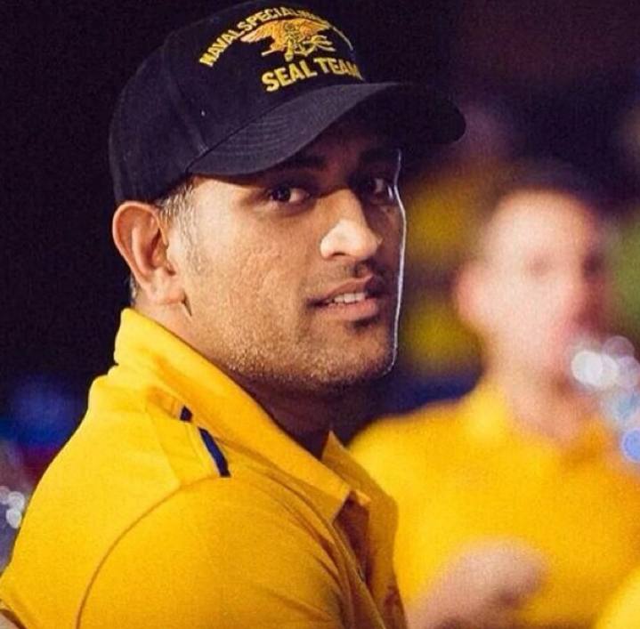Mahendra Singh Dhoni will debut in a film "Doghouse" ! Mahendra Singh Dhoni will debut in a film "Doghouse" !